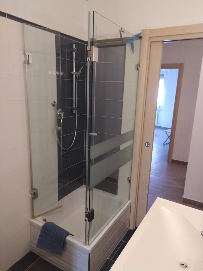 Venosa2 Apartamento Milão Exterior foto